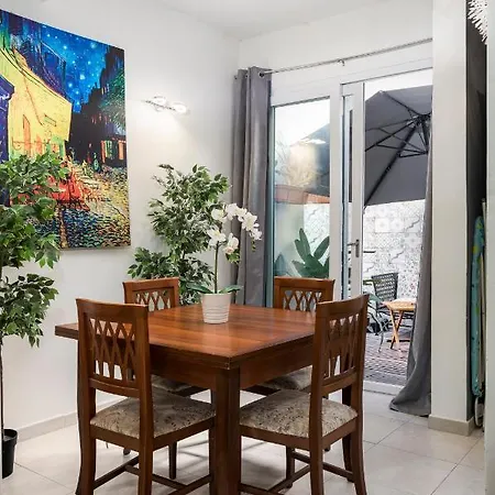 Apartment 1 Bedroom With Cosy Backyard Close To Valletta *
